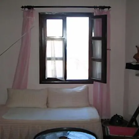 Turk Evi Kalkan